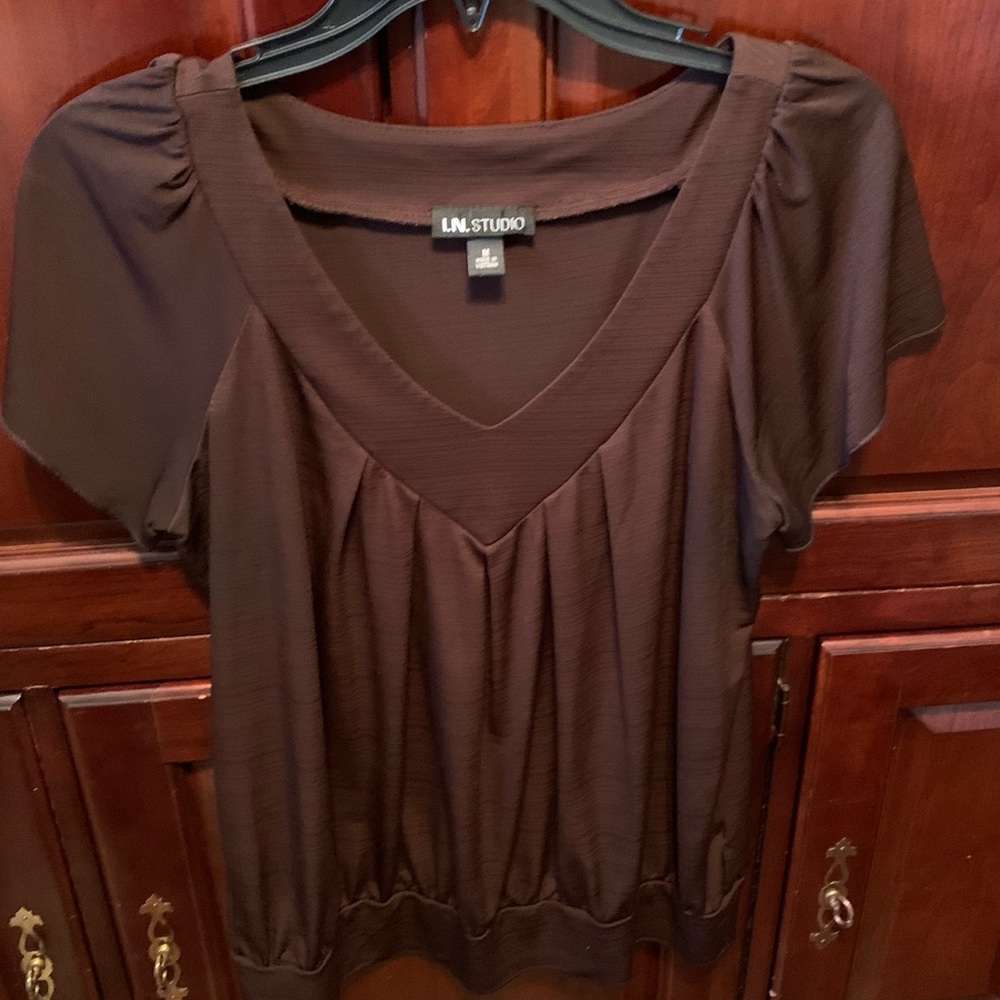 Women’s Medium Brown Blouse
